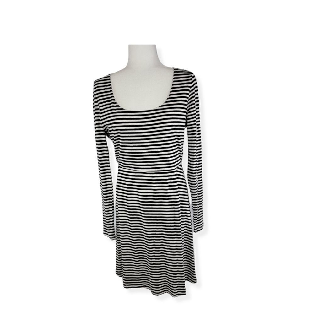Bongo Black and White striped crisscross back Junior Large